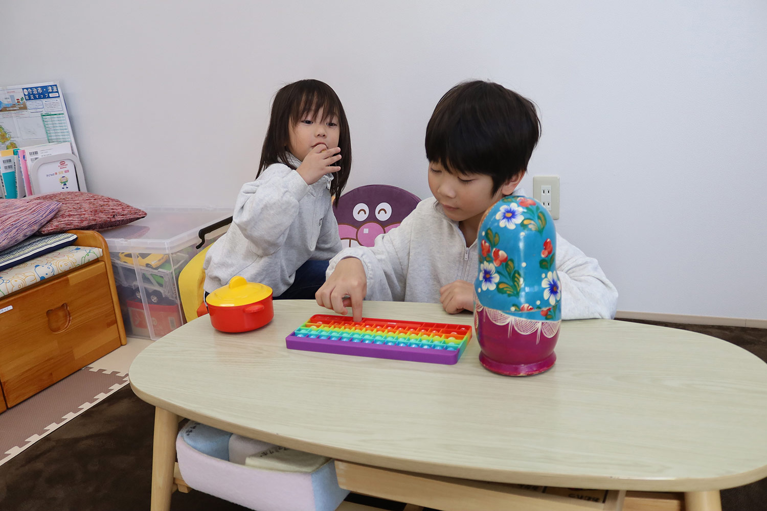 提供会員と顔合わせする兄弟