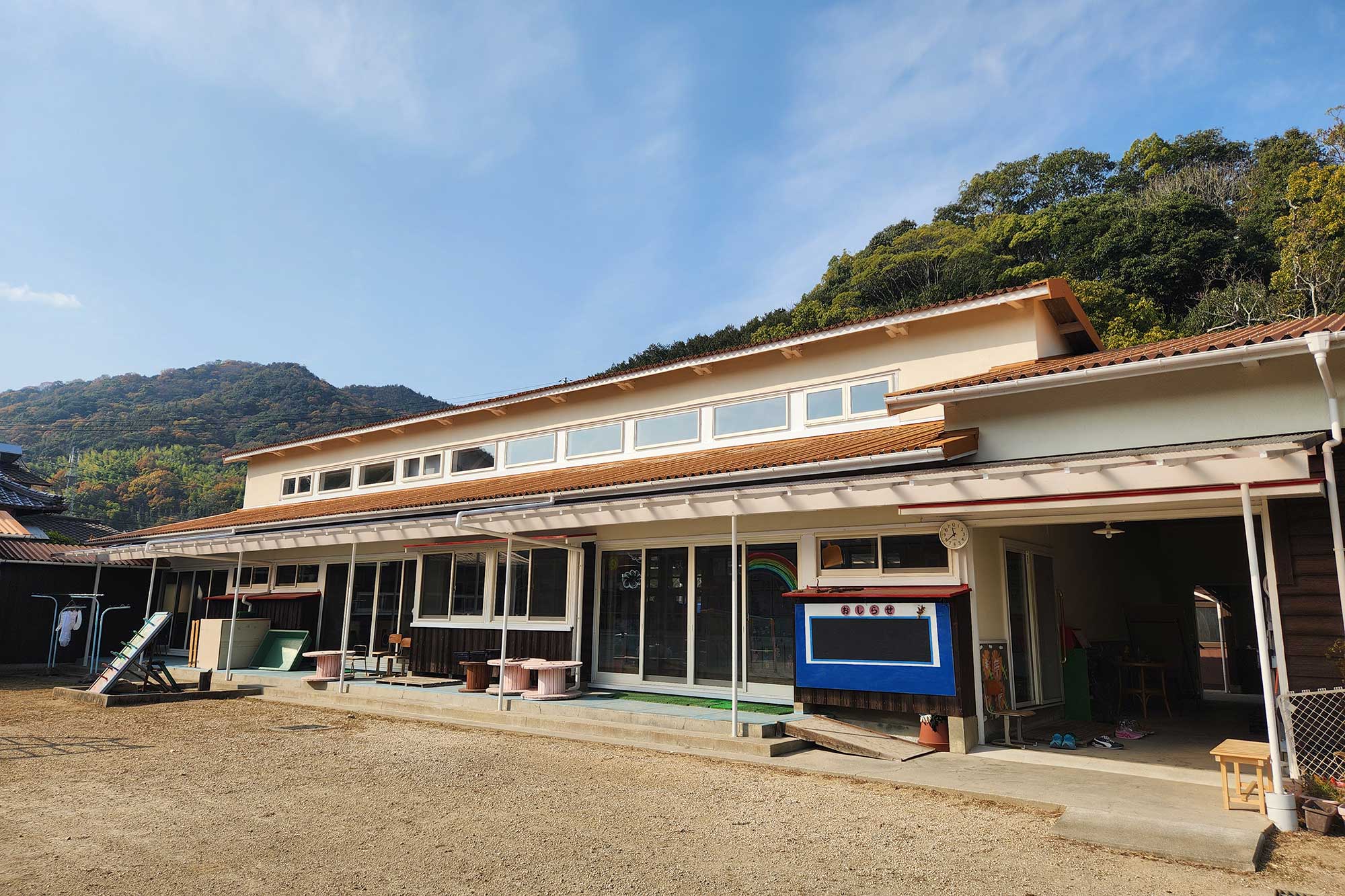 子育てひろばしましまの外観