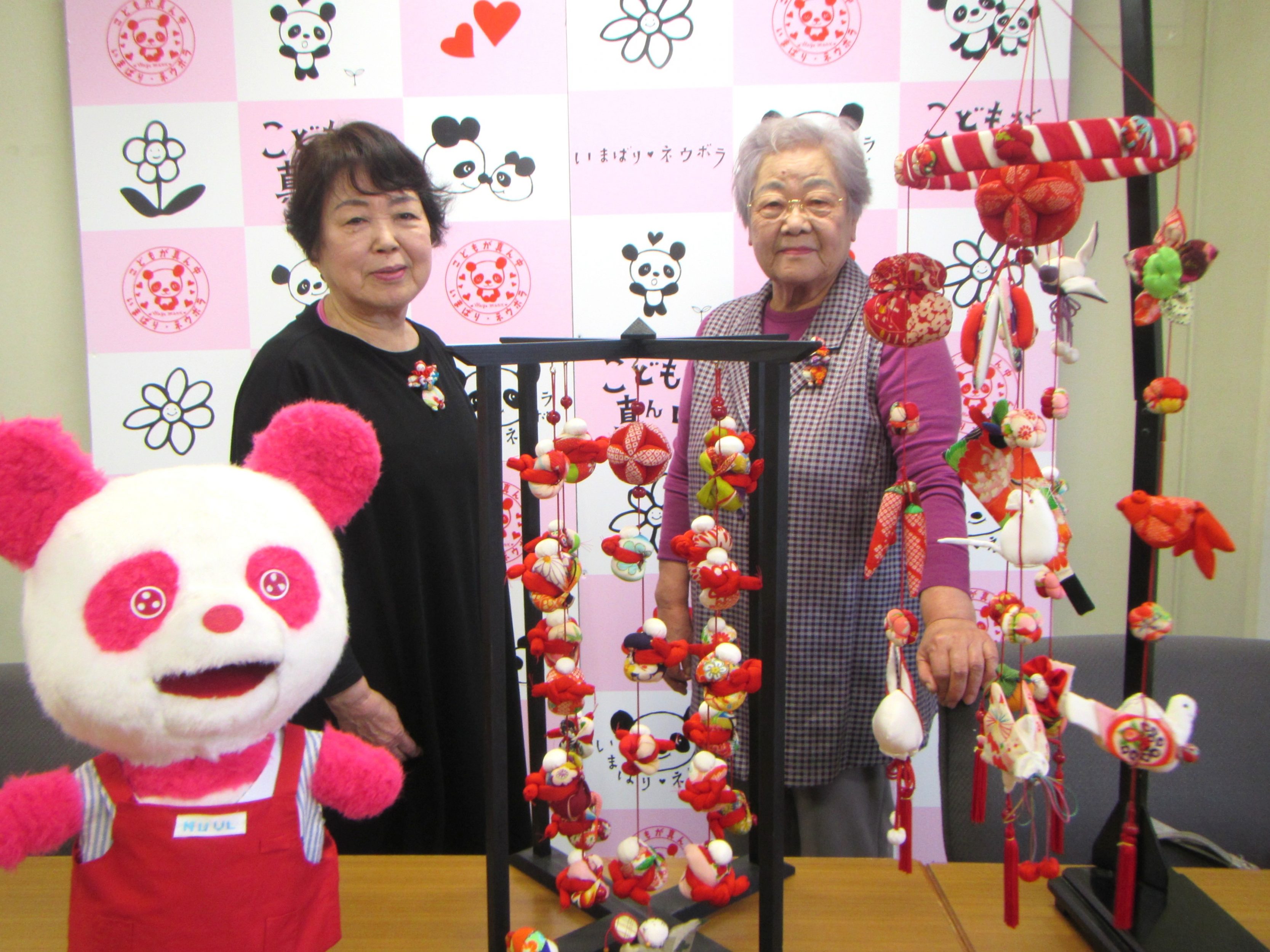 波方パッチワーククラブのお二人と作品