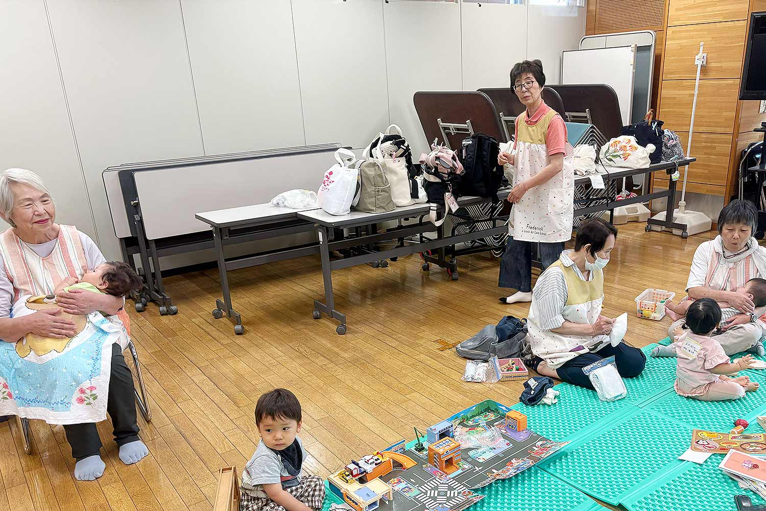 ベテランスタッフによる見守りの様子